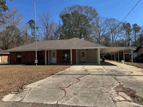26806 Pen Dr, Walker, LA 70785