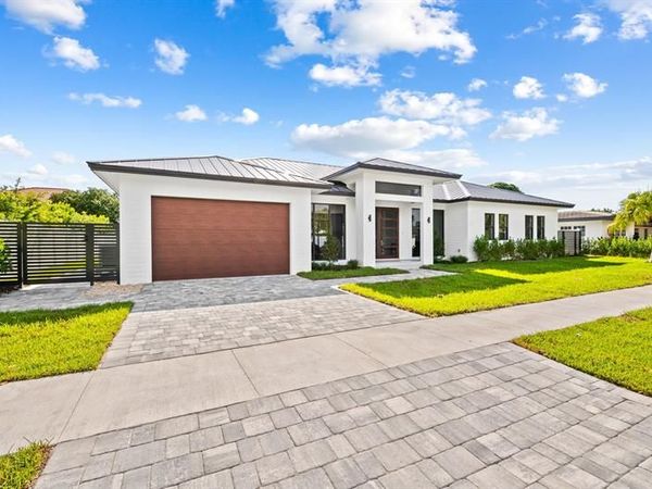 4516 NE 22nd Rd, Fort Lauderdale, FL 33308