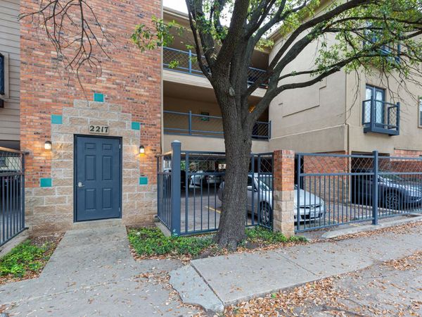 914 W 22nd 1/2 ST, Unit 304, Austin, TX 78705