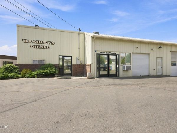 2013 S 6th Street, Klamath Falls, OR 97601
