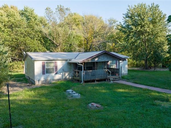 10970 Cordum Avenue, Gillespie, IL 62033