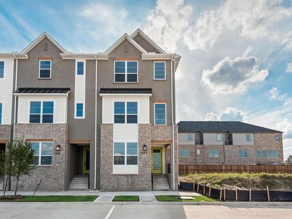 945 Heights Way, Plano, TX 75075