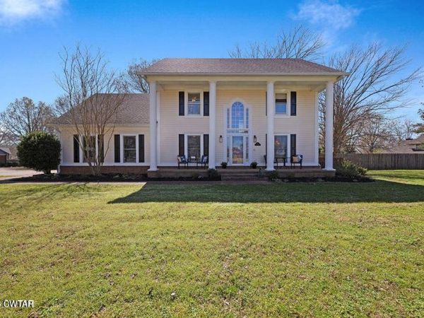 465 Shadow Ridge Drive, Jackson, TN 38305
