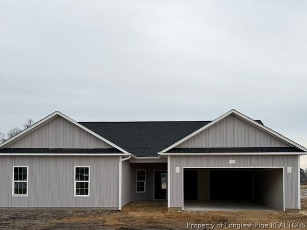 26 Chariot Circle, Lumber Bridge, NC 28357