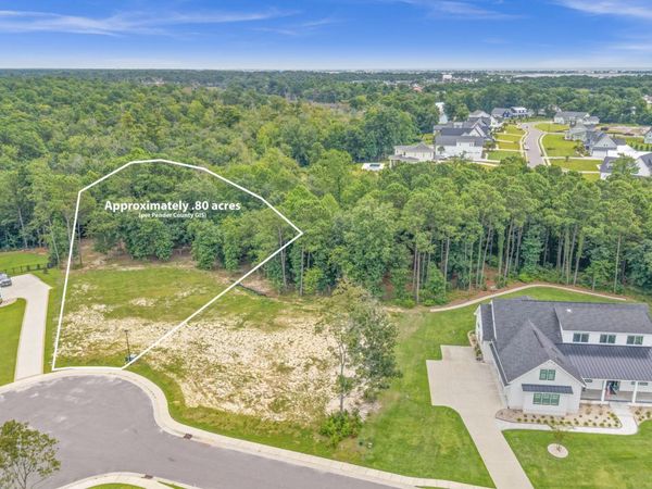 27 W Scarborough Court, Hampstead, NC 28443