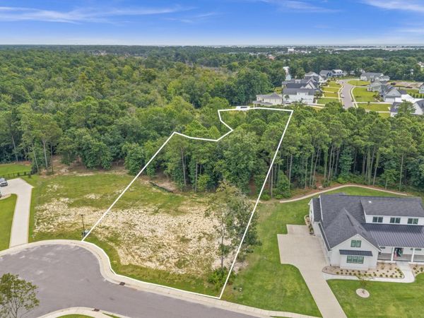 26 W Scarborough Court, Hampstead, NC 28443