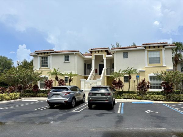 23265 Carolwood Lane, Unit 201, Boca Raton, FL 33428
