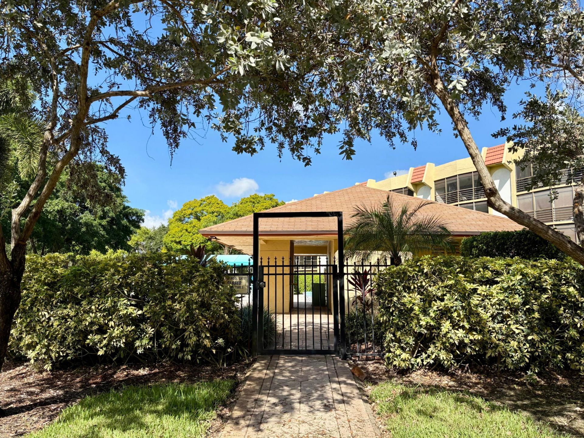 23265 Carolwood Lane, Unit 201, Boca Raton, FL 33428 Photo