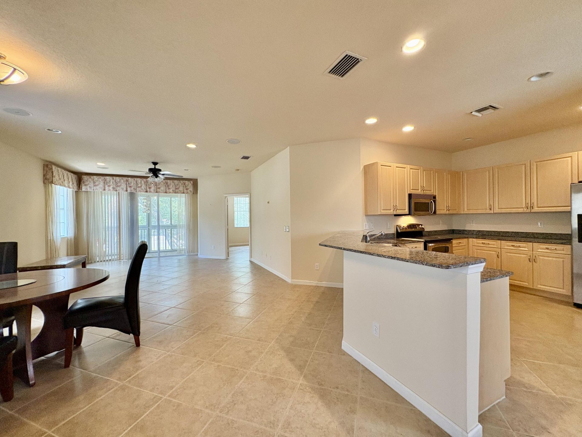 23265 Carolwood Lane, Unit 201, Boca Raton, FL 33428 Photo
