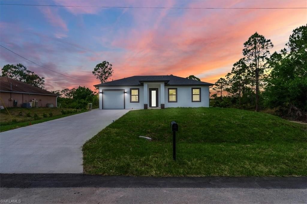 1262 Bowles Ave, Fort Myers, FL 33913 Photo