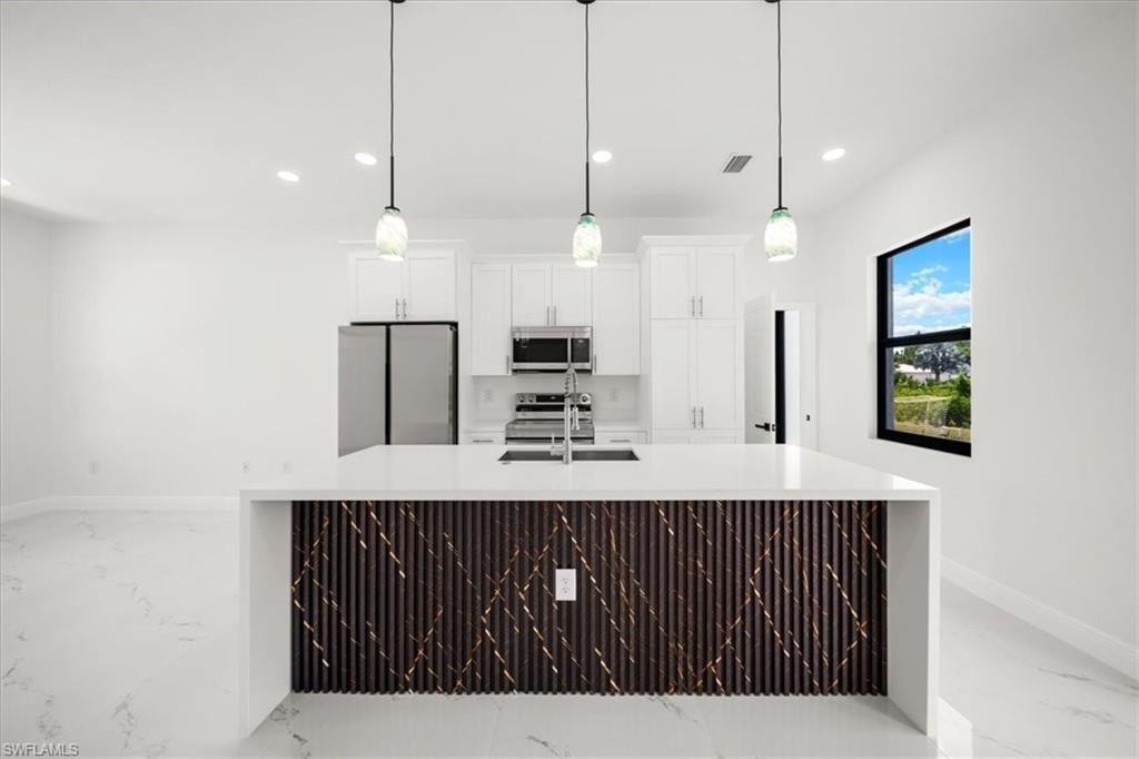 1262 Bowles Ave, Fort Myers, FL 33913 Photo