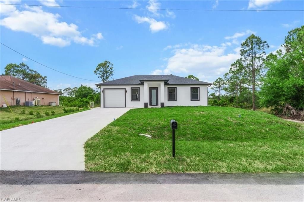 1262 Bowles Ave, Fort Myers, FL 33913 Photo