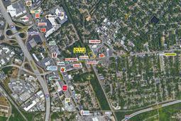 1858 Remount Rd Road photo 4