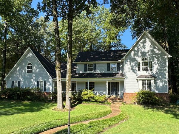2065 STEEPLEBROOK DR, Memphis, TN 38016
