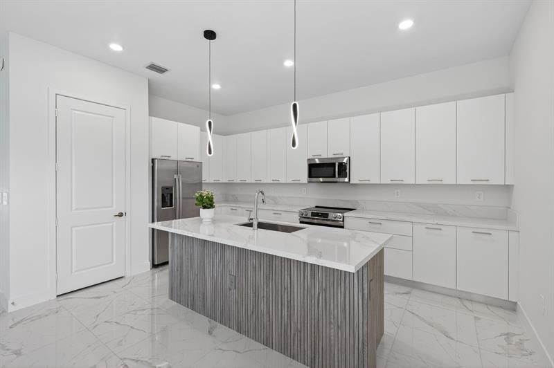 4421 SW 123rd Lane, Davie, FL 33330 Photo