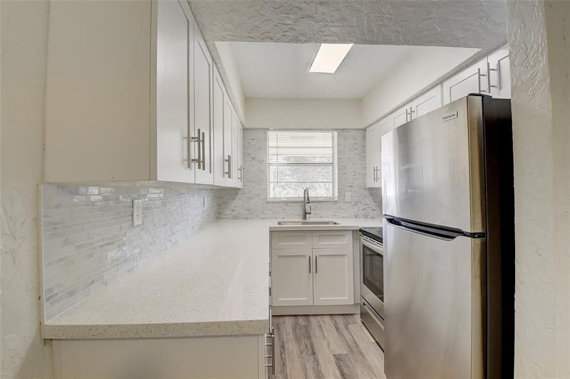 30 SE 13th St, Unit B2, Boca Raton, FL 33432 Photo