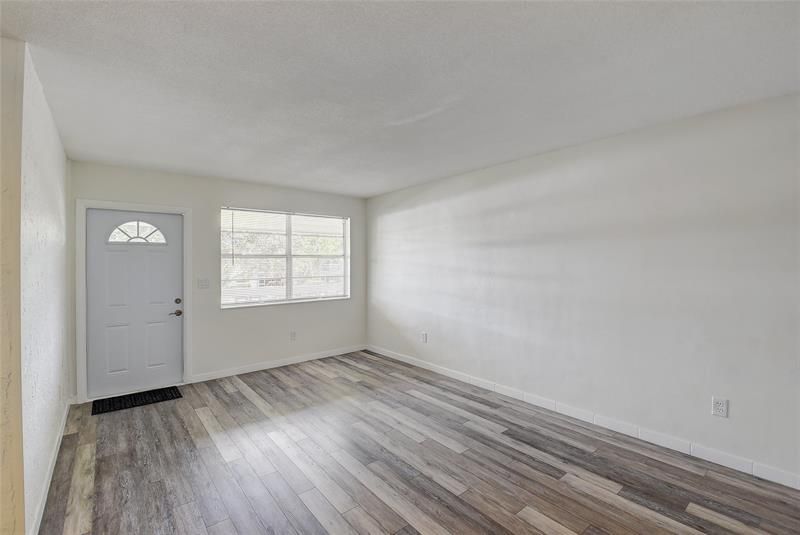 30 SE 13th St, Unit B2, Boca Raton, FL 33432 Photo