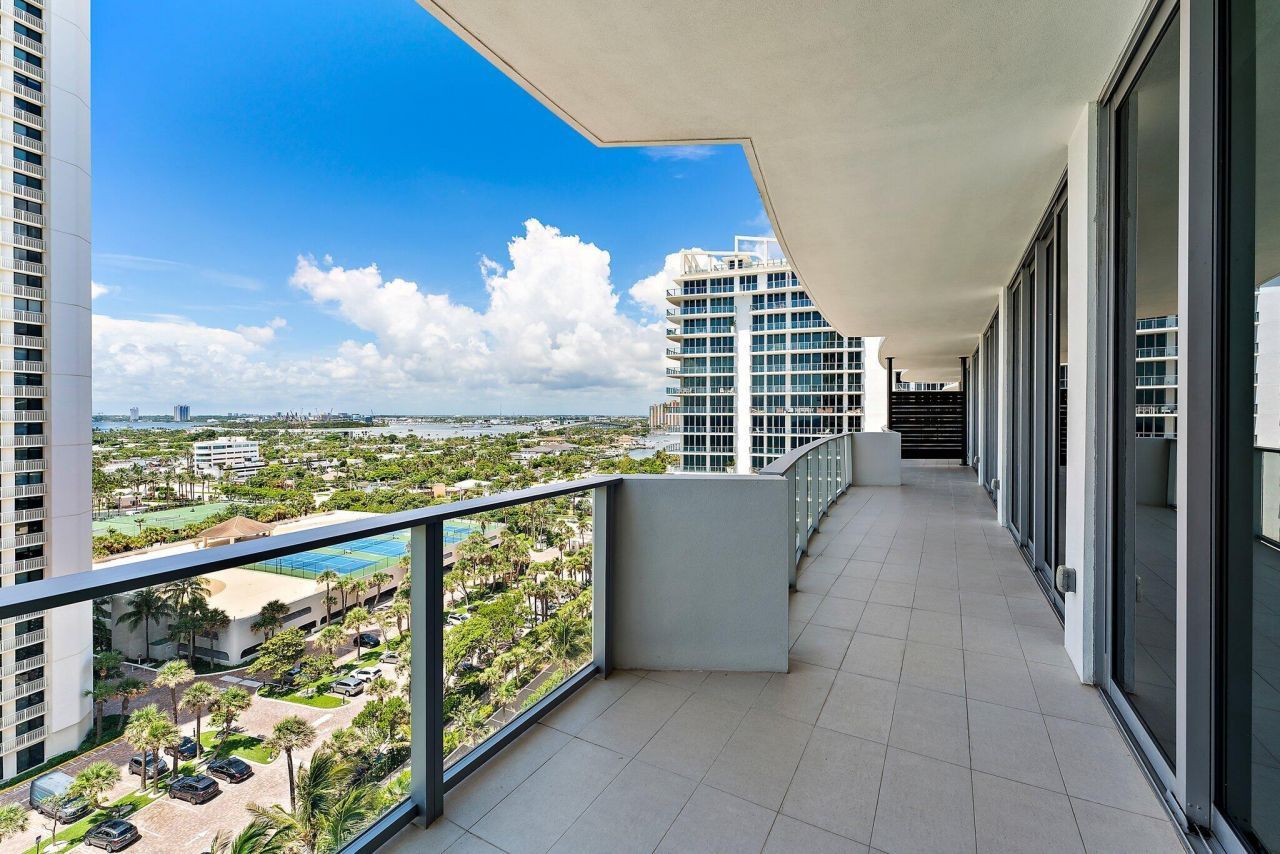 3100 N Ocean Drive, Unit H-1206, Singer Island, FL 33404 Photo