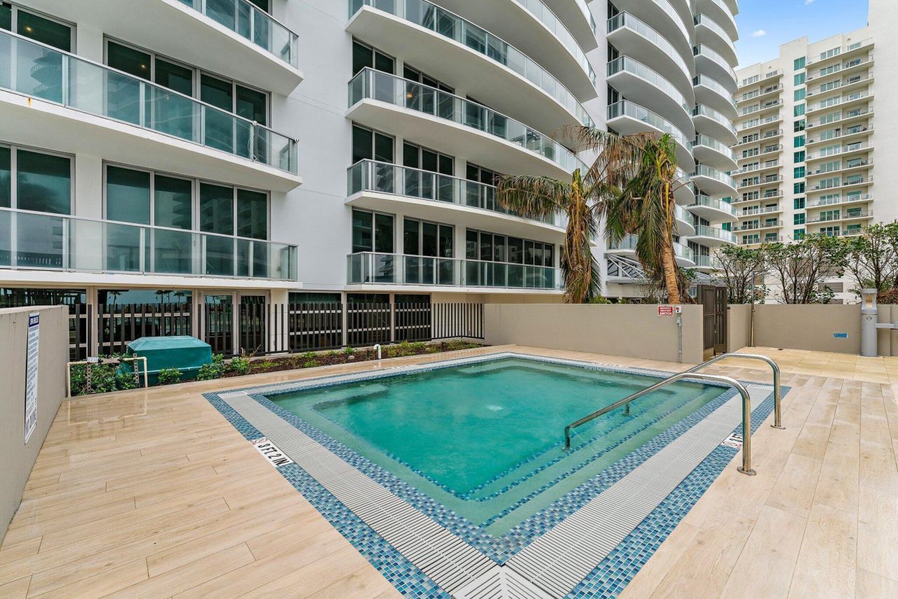 3100 N Ocean Drive, Unit H-1206, Singer Island, FL 33404 Photo