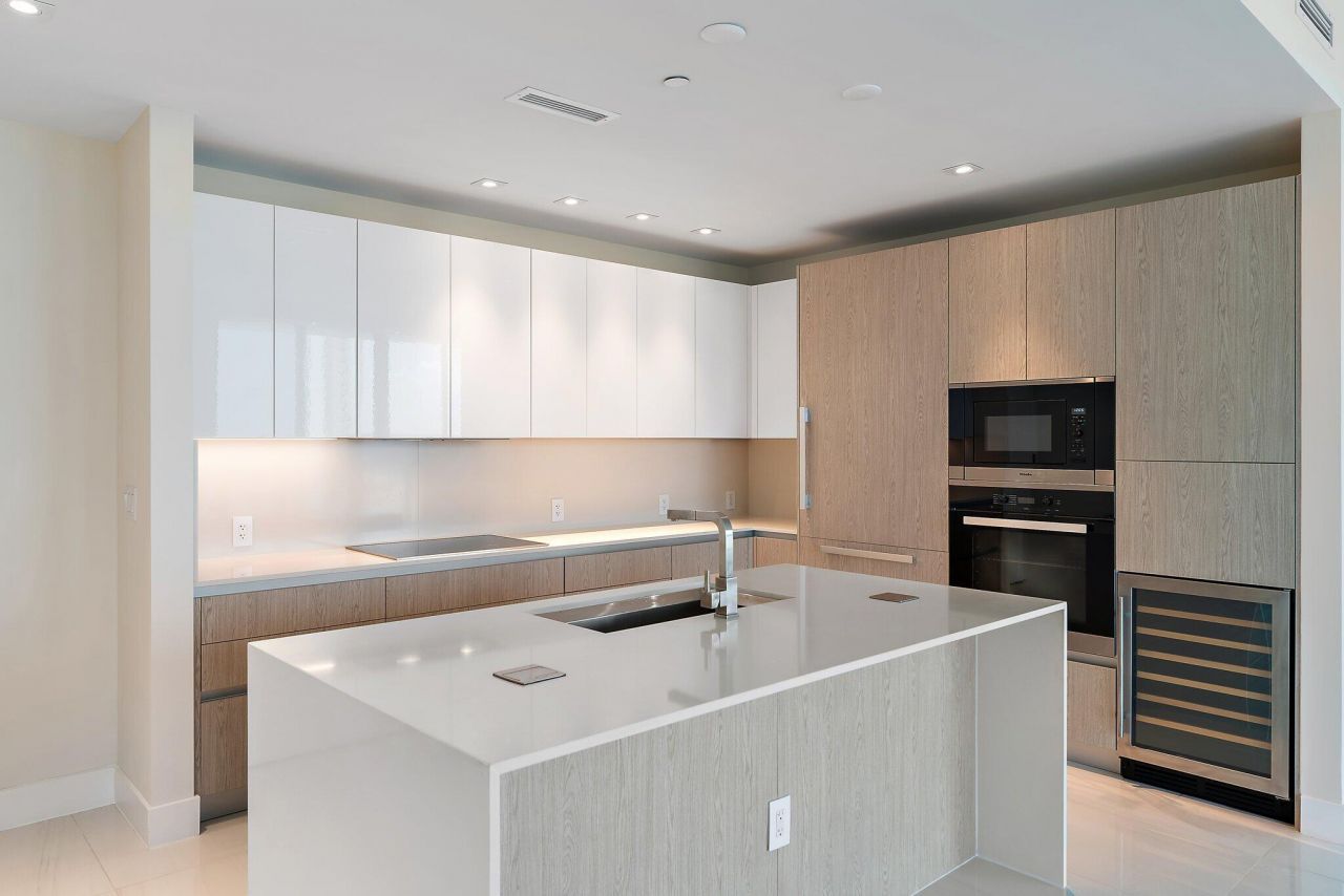 3100 N Ocean Drive, Unit H-1206, Singer Island, FL 33404 Photo