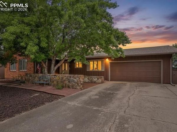 223 Crystal Hills Boulevard, Manitou Springs, CO 80829