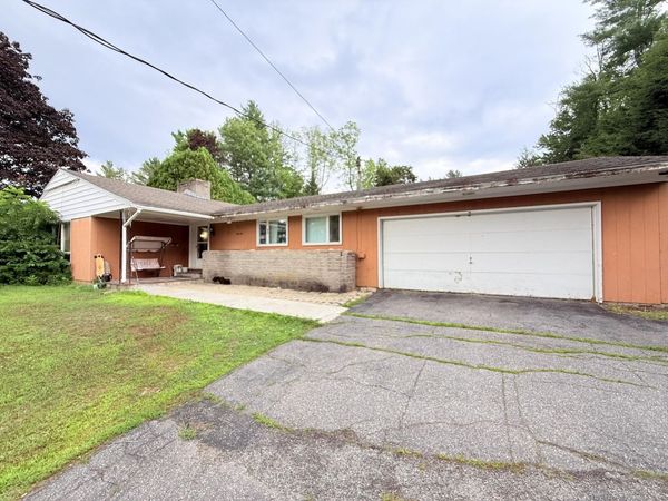 62 Ridge Avenue, Claremont, NH 03743