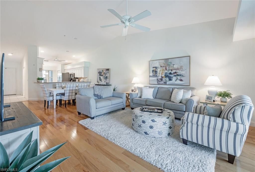 8600 Naples Heritage Dr, Unit 526, Naples, FL 34112 Photo