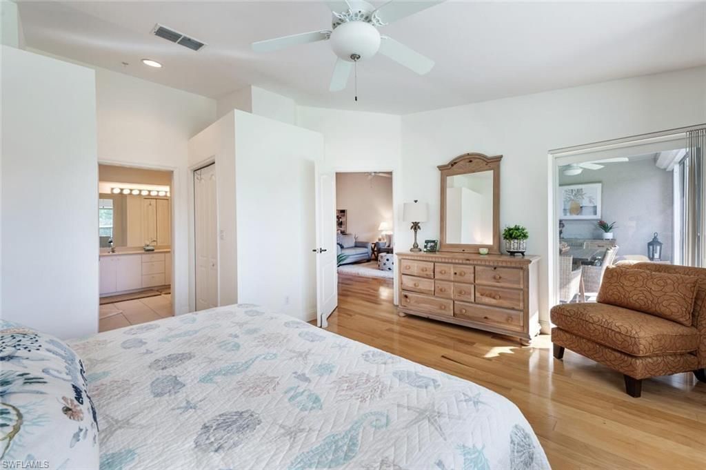 8600 Naples Heritage Dr, Unit 526, Naples, FL 34112 Photo