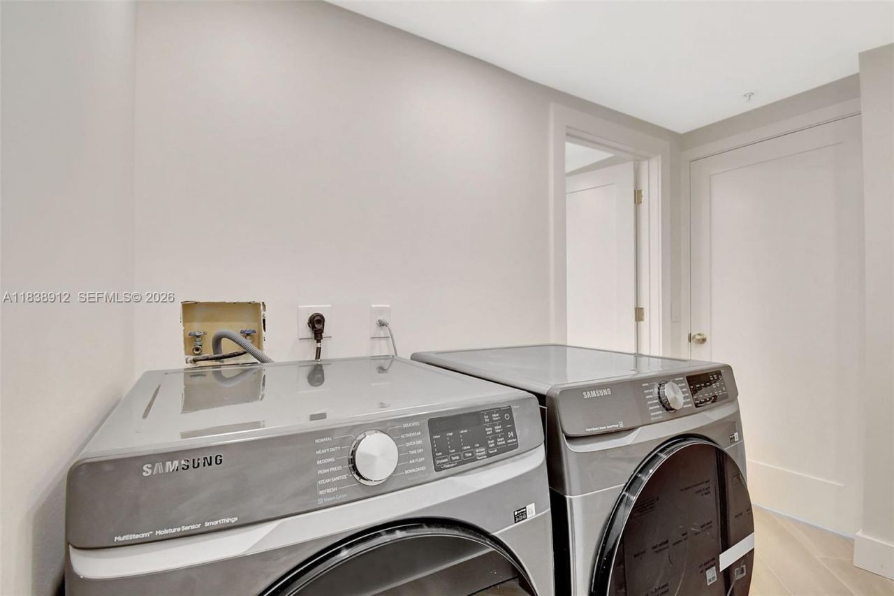 3370 Hidden Bay Dr, Unit 812, Aventura, FL 33180 Photo