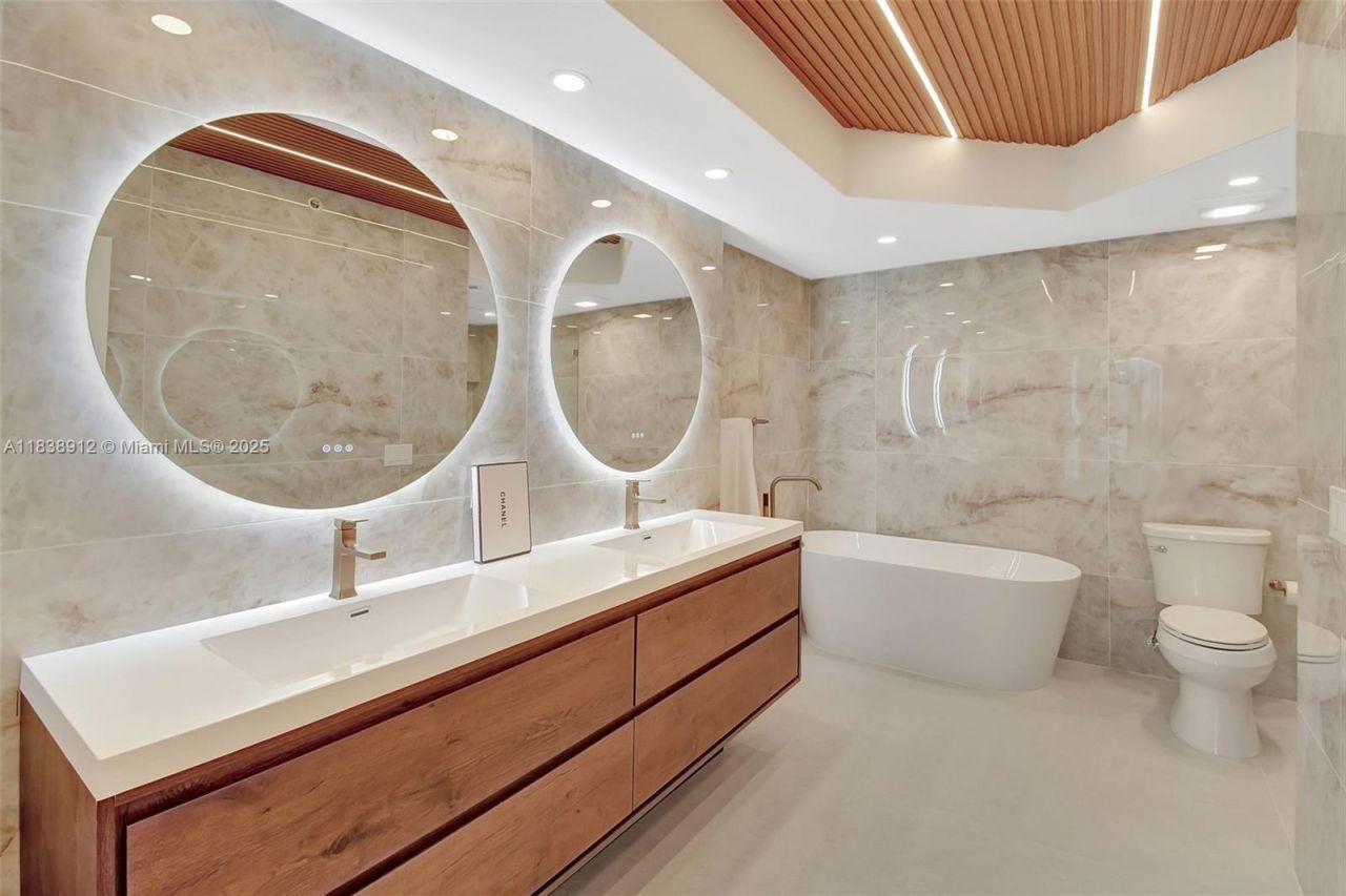 3370 Hidden Bay Dr, Unit 812, Aventura, FL 33180 Photo