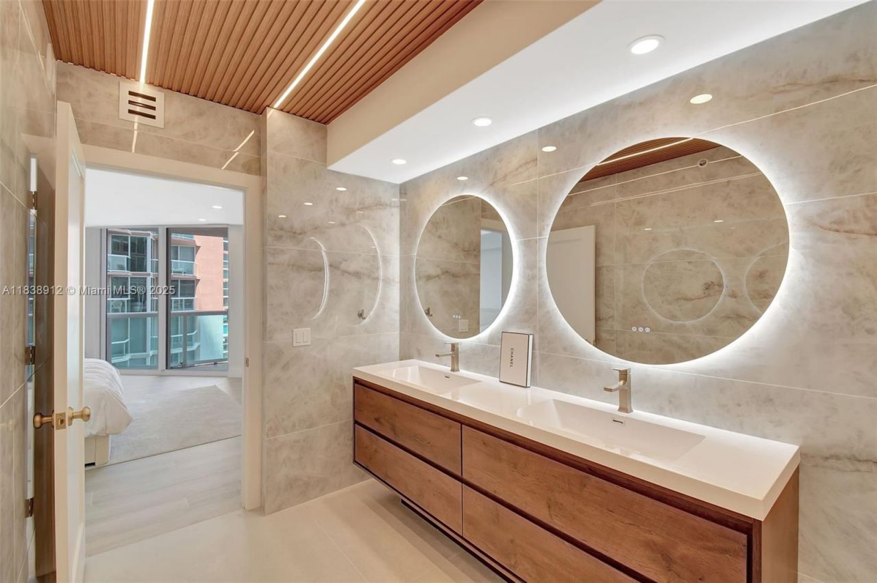 3370 Hidden Bay Dr, Unit 812, Aventura, FL 33180 Photo