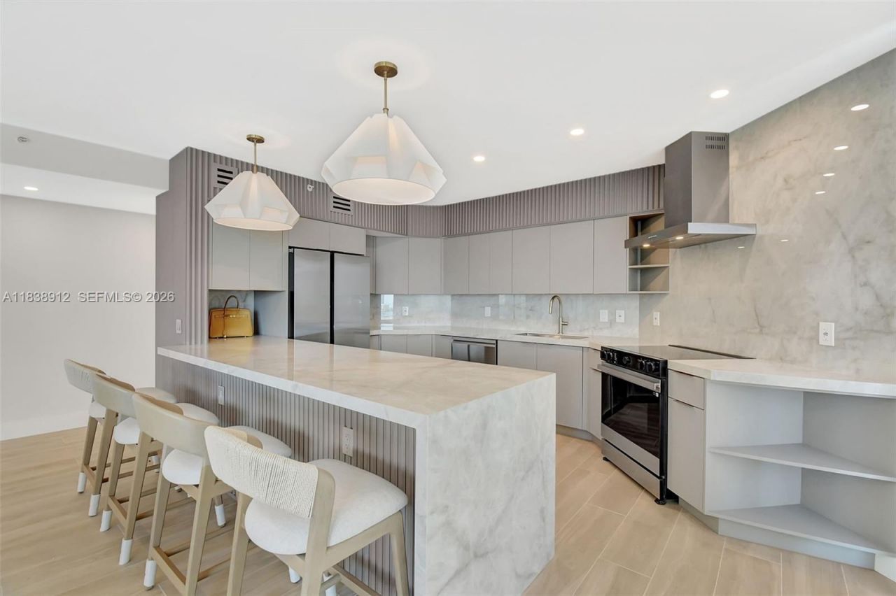3370 Hidden Bay Dr, Unit 812, Aventura, FL 33180 Photo