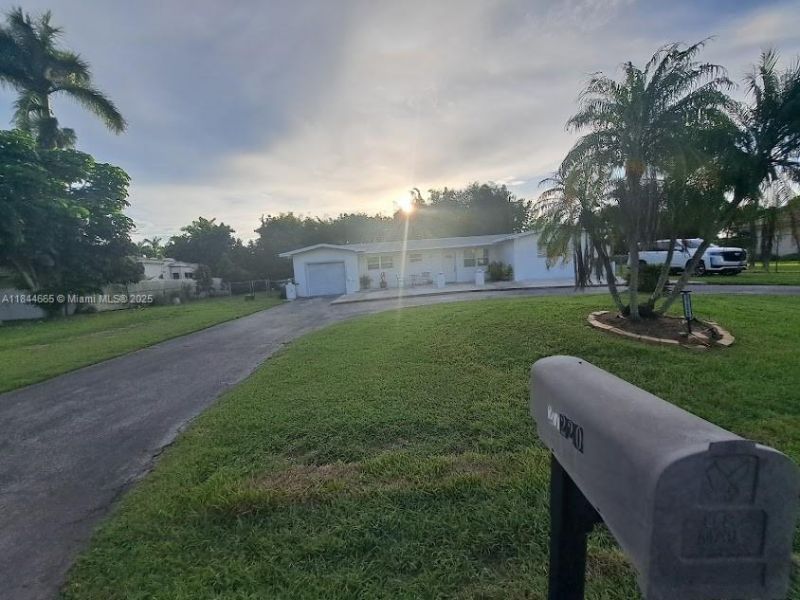 27220 SW 164th Ct, Homestead, FL 33031 Photo