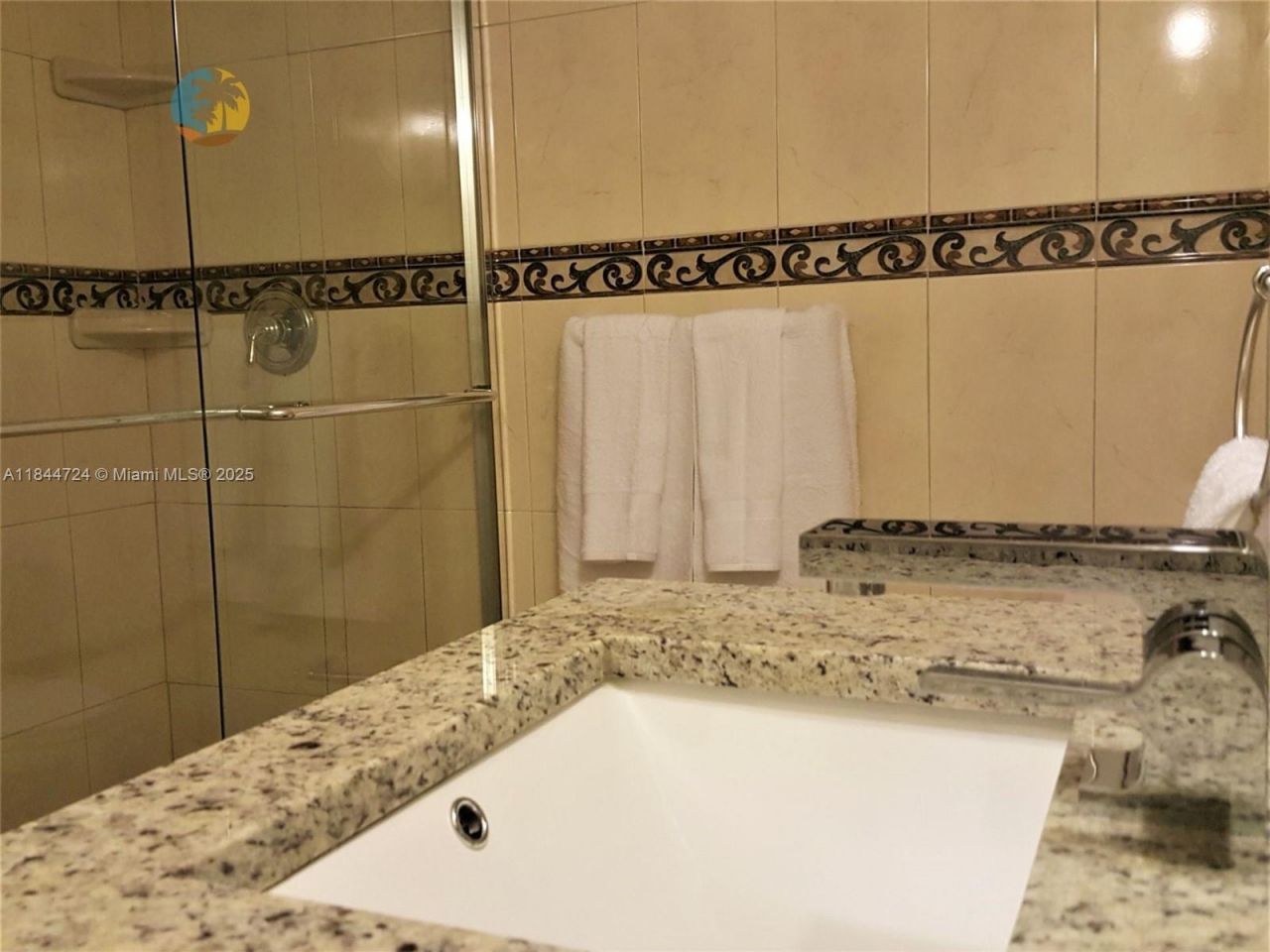 5225 Collins Ave, Unit 510, Miami Beach, FL 33140 Photo