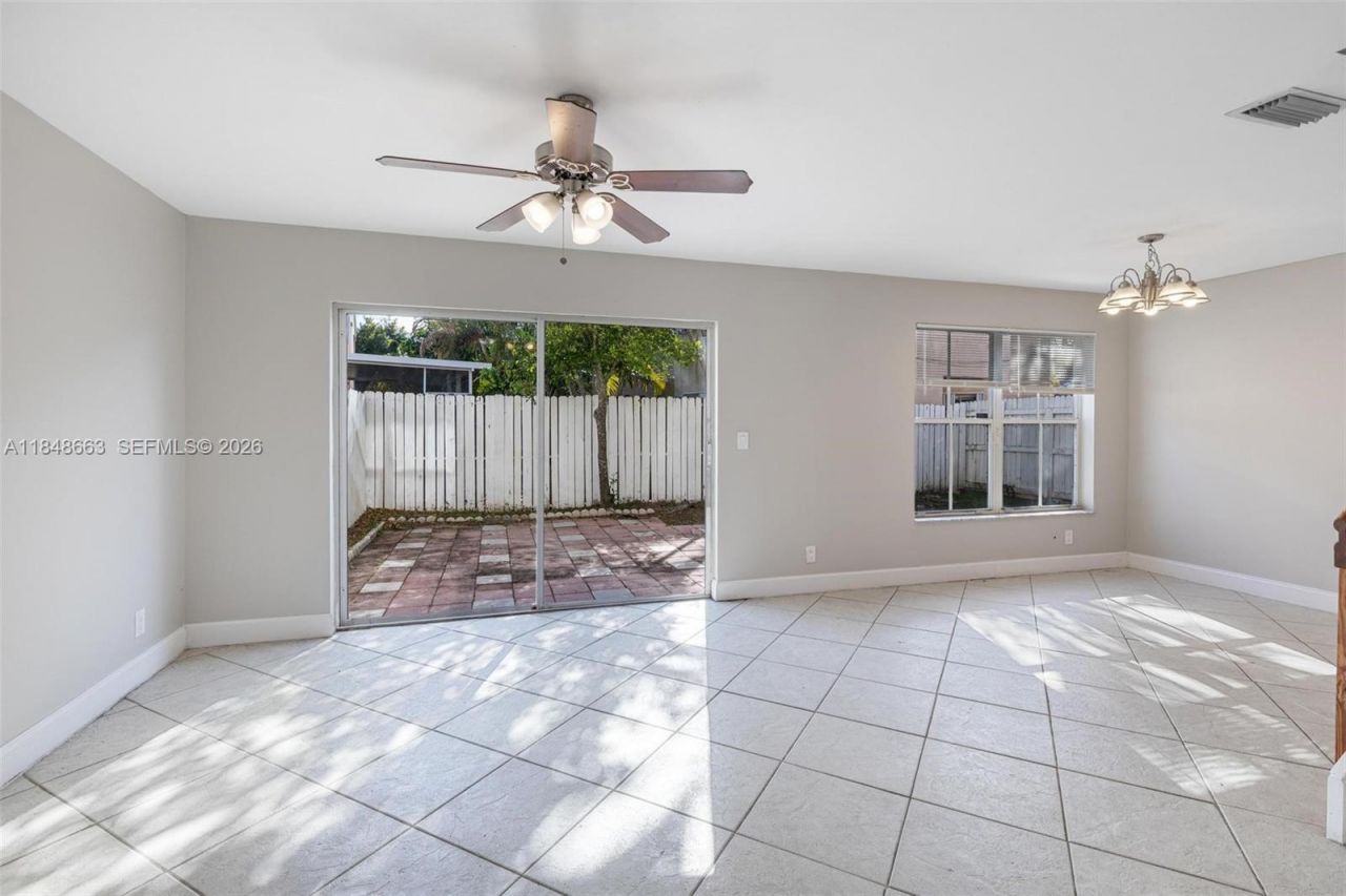 3310 Indian Key Blvd, Margate, FL 33063 Photo