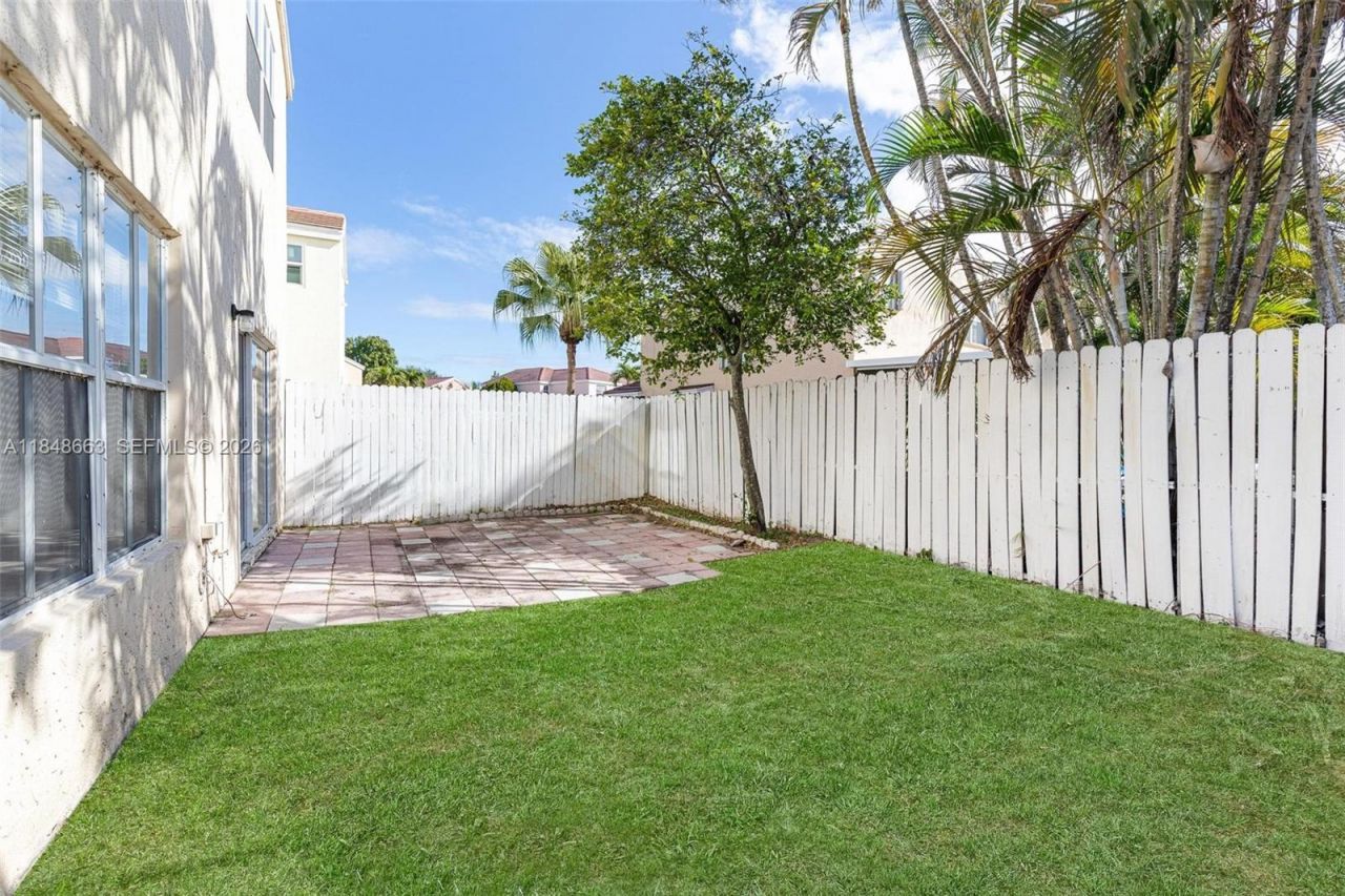 3310 Indian Key Blvd, Margate, FL 33063 Photo