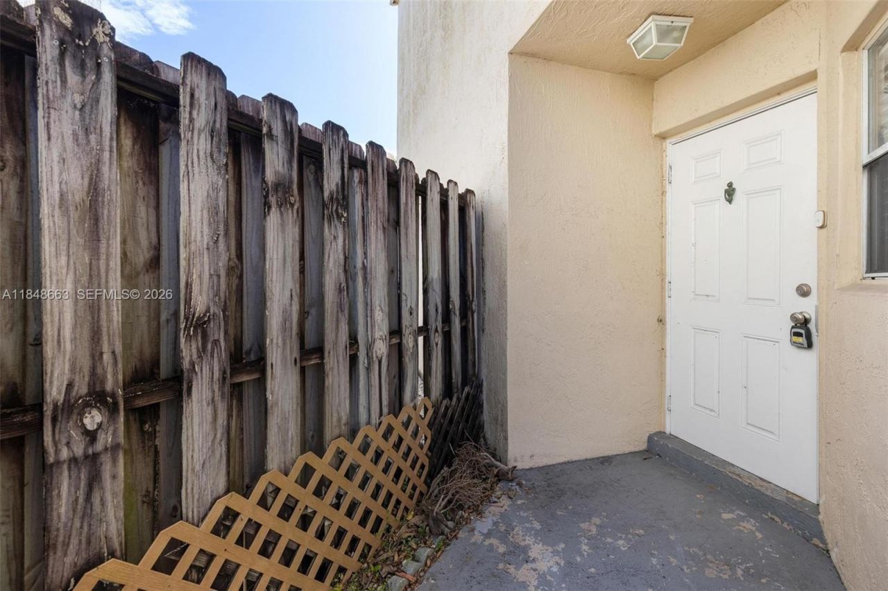 3310 Indian Key Blvd, Margate, FL 33063 Photo