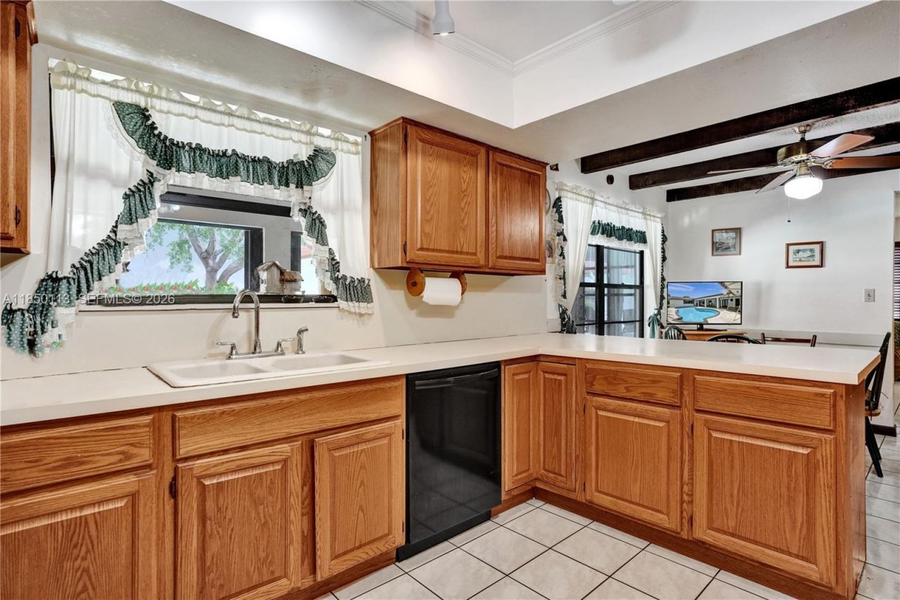 9461 SW 134th St, Miami, FL 33176 Photo