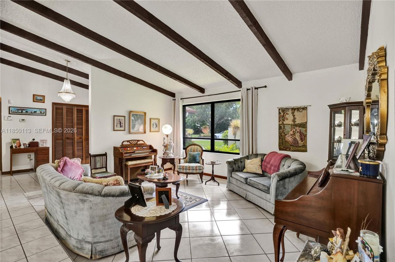 9461 SW 134th St, Miami, FL 33176 Photo