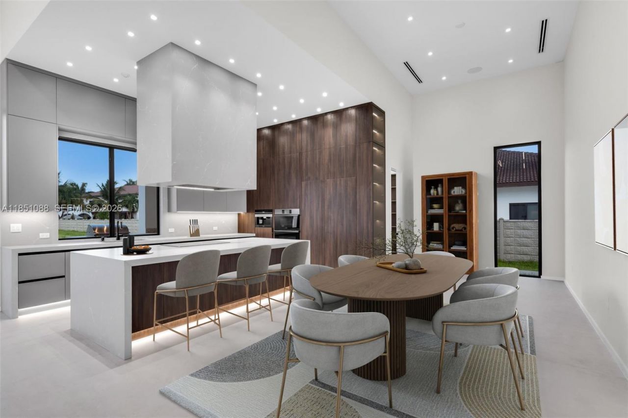 12190 NW 6th St, Miami, FL 33182 Photo