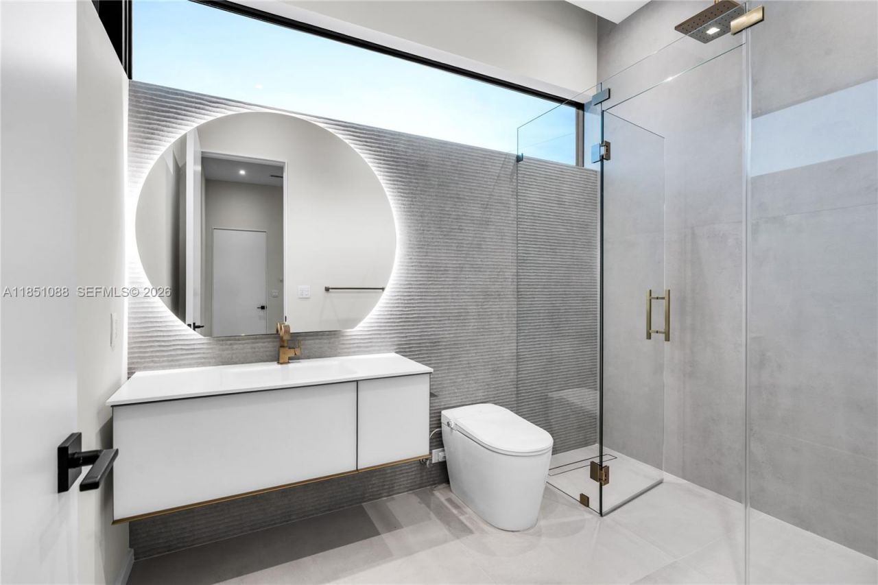 12190 NW 6th St, Miami, FL 33182 Photo