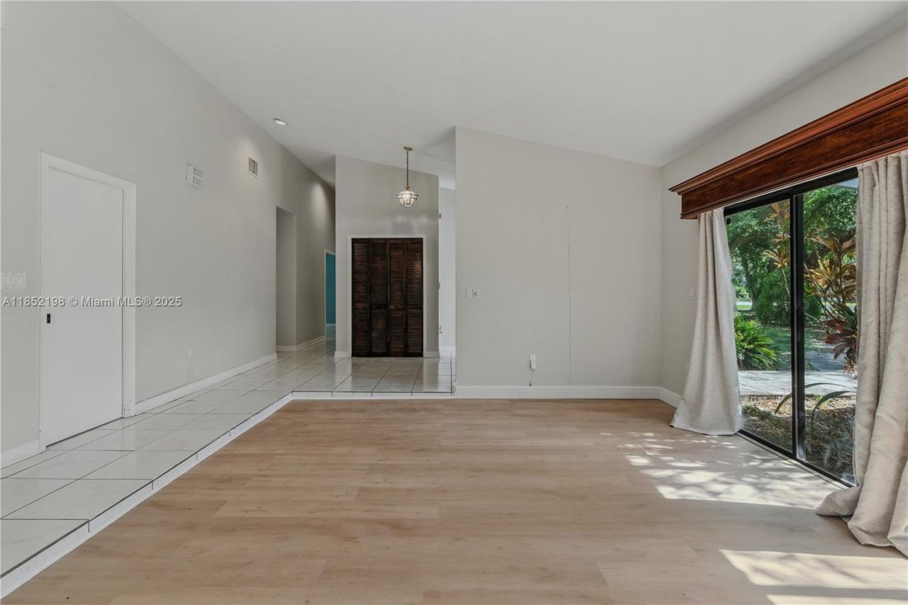 17900 SW 77th Ave, Palmetto Bay, FL 33157 Photo