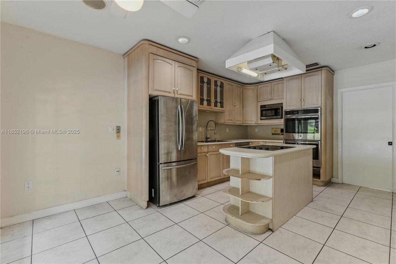 17900 SW 77th Ave, Palmetto Bay, FL 33157 Photo