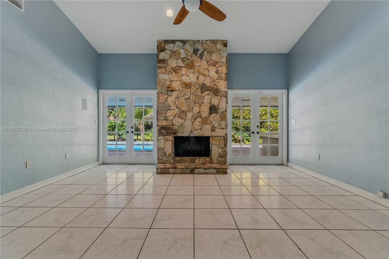 17900 SW 77th Ave, Palmetto Bay, FL 33157 Photo