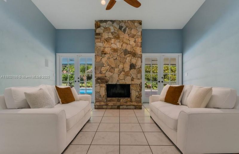 17900 SW 77th Ave, Palmetto Bay, FL 33157 Photo