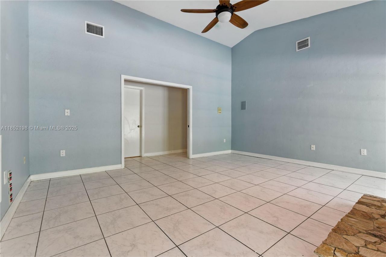 17900 SW 77th Ave, Palmetto Bay, FL 33157 Photo