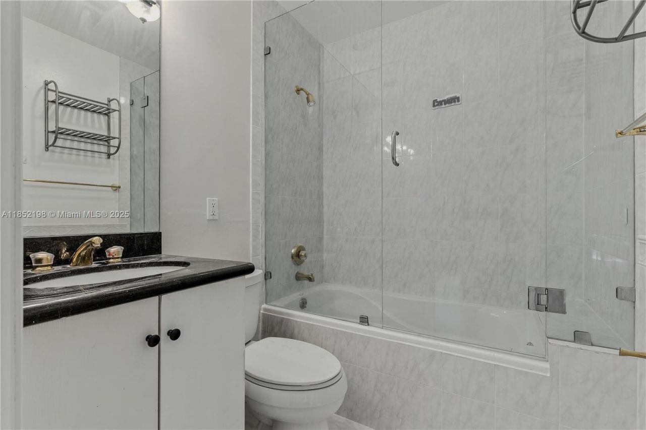 17900 SW 77th Ave, Palmetto Bay, FL 33157 Photo