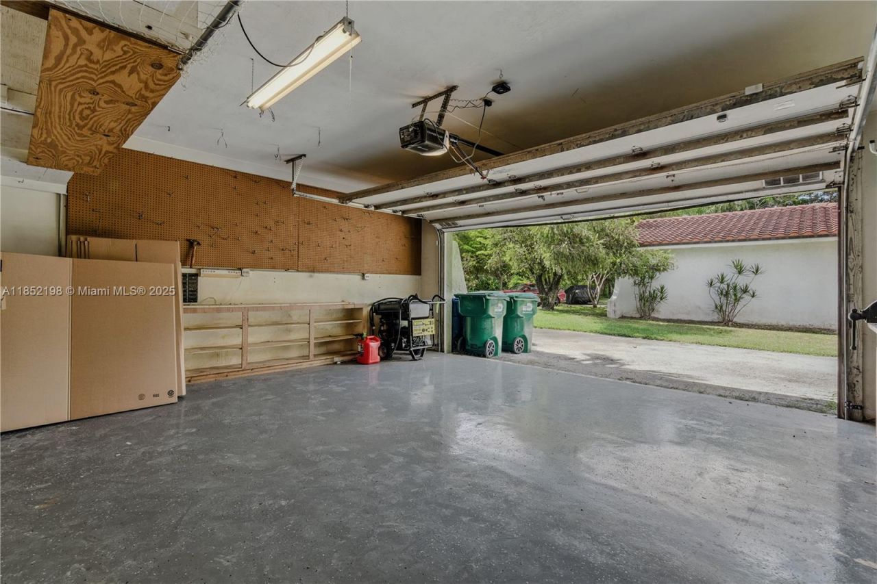 17900 SW 77th Ave, Palmetto Bay, FL 33157 Photo