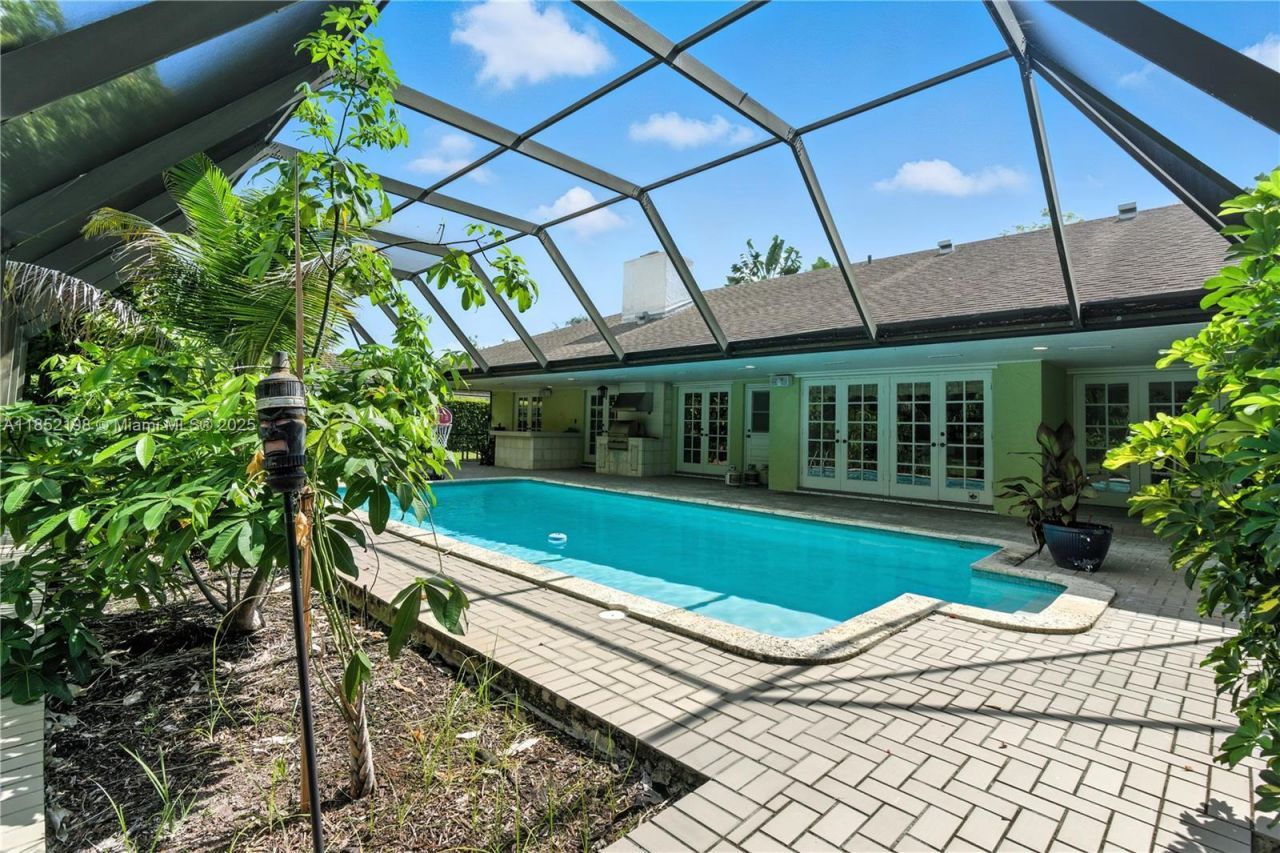 17900 SW 77th Ave, Palmetto Bay, FL 33157 Photo