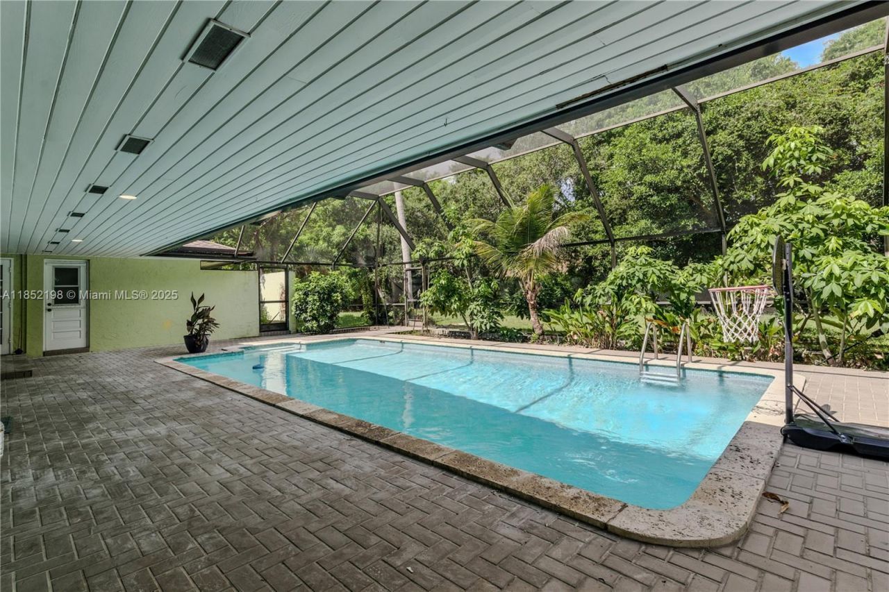 17900 SW 77th Ave, Palmetto Bay, FL 33157 Photo